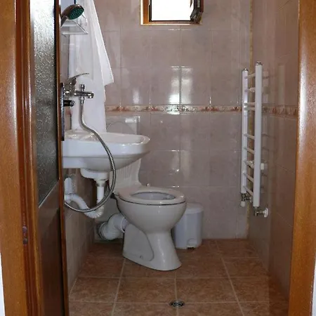 костови